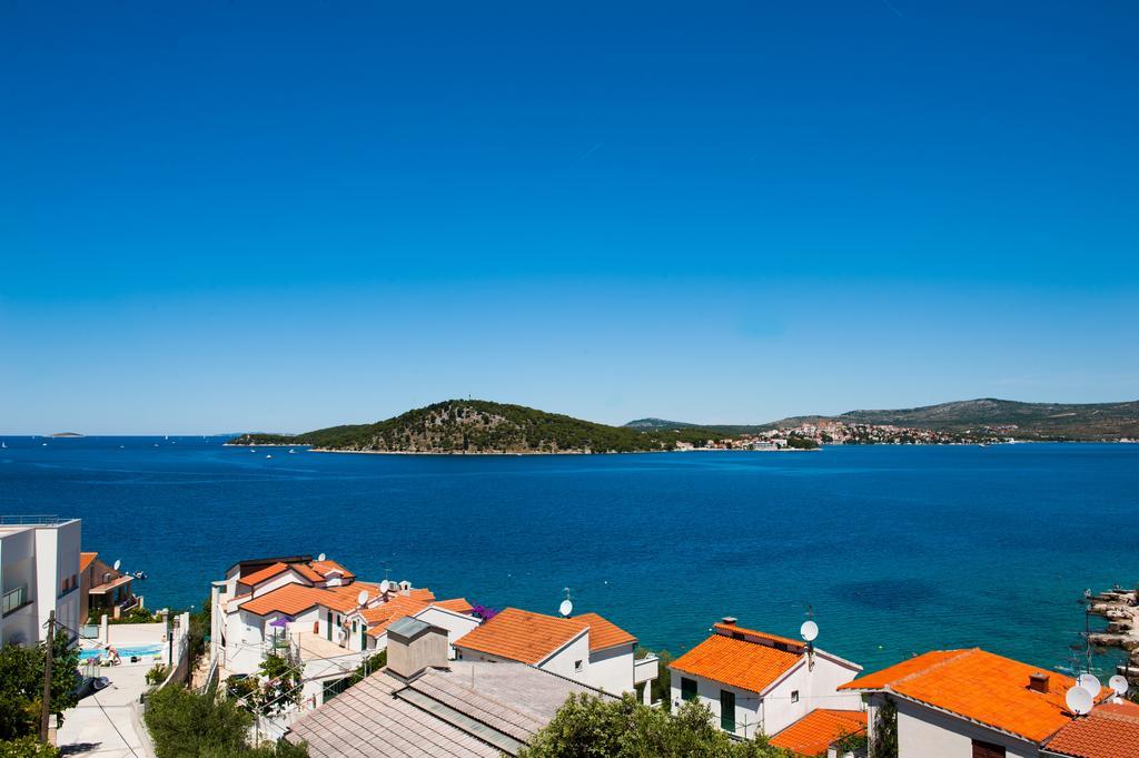 Apartments Villa Laguna With Pool Ražanj Exterior foto