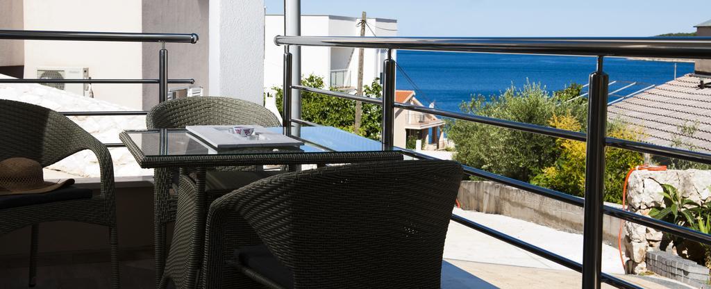 Apartments Villa Laguna With Pool Ražanj Quarto foto